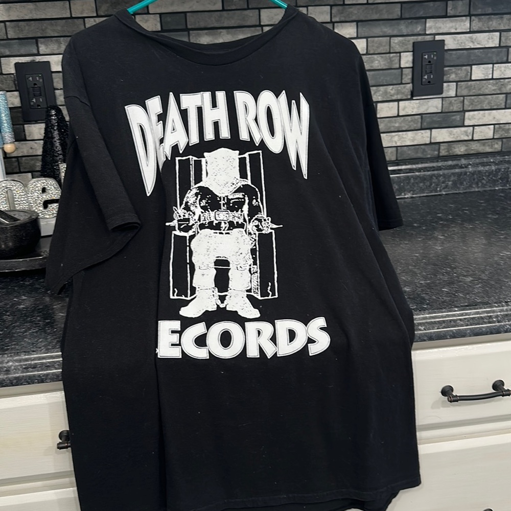 Death Row Records shirt
